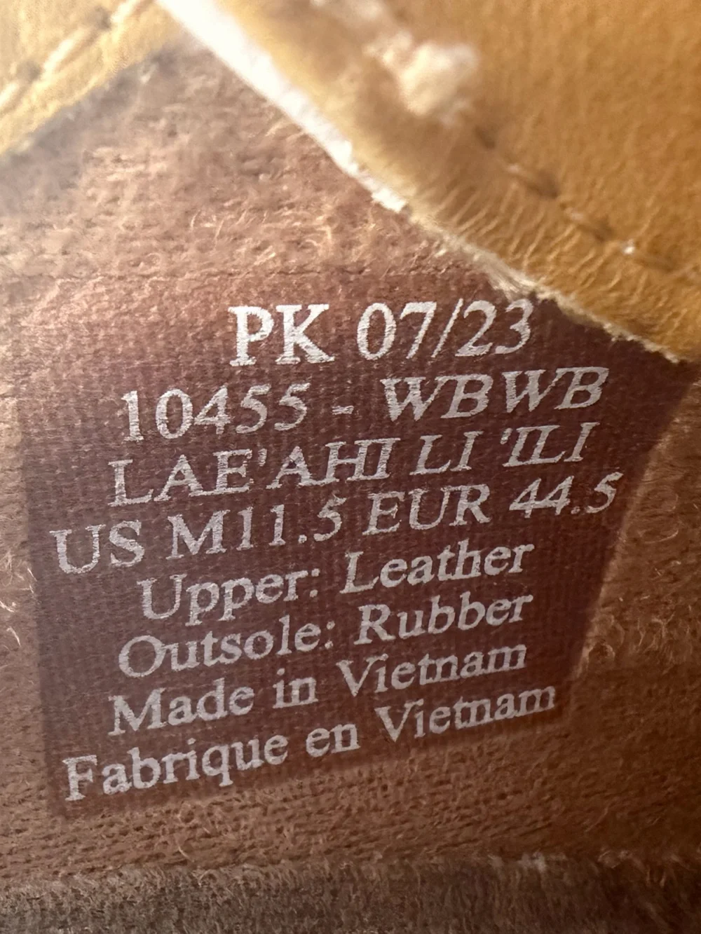 OluKai‎ Men's Lae'ahi Lī 'Ili Leather Lace Up Sneakers in White Size 11.5